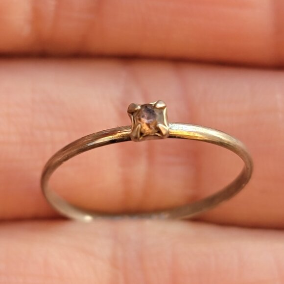 Dainty minimalist smoky topaz stamped STER silver ring - Picture 3 of 15
